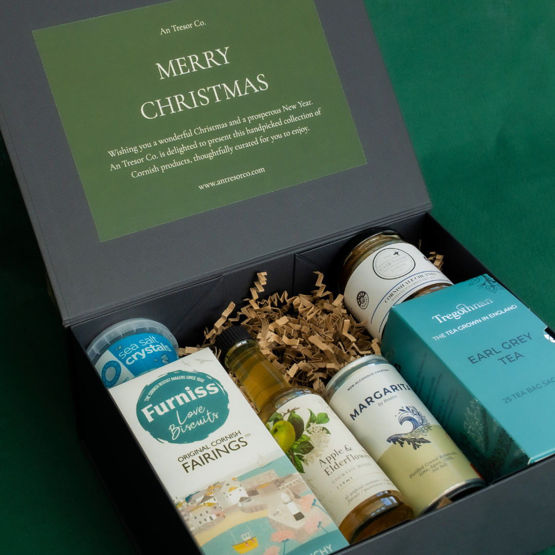 The Nadelik Gift Box